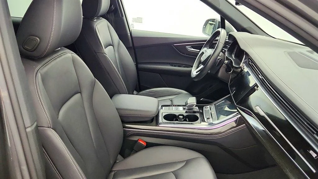 Used 2025 Samurai Gray Metallic Audi Premium Plus 55 TFSI quattro image 25