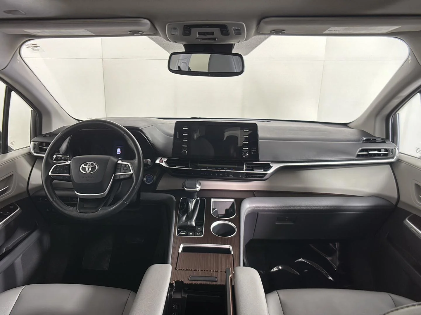 Certified Used 2021 Blizzard Pearl Toyota XLE image 21
