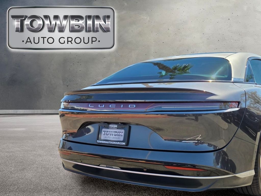 Used 2022  Lucid Grand Touring image 5
