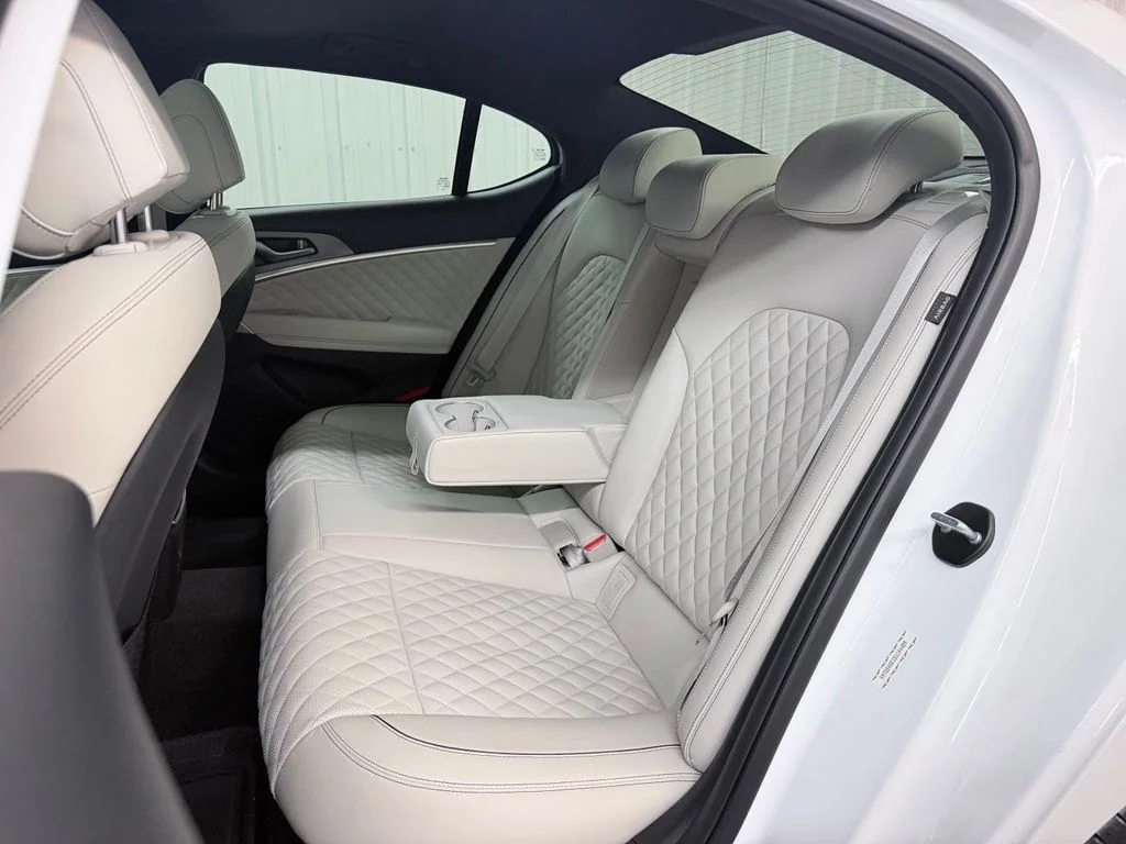 2025 GENESIS G70 Sport Advanced - Photo 35