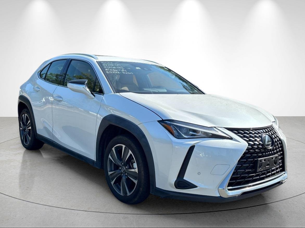 Used 2021 Eminent White Pearl Lexus UX 200 image 7