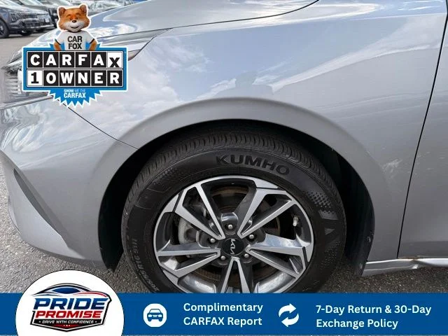 Used 2023 Gray Kia LXS image 11