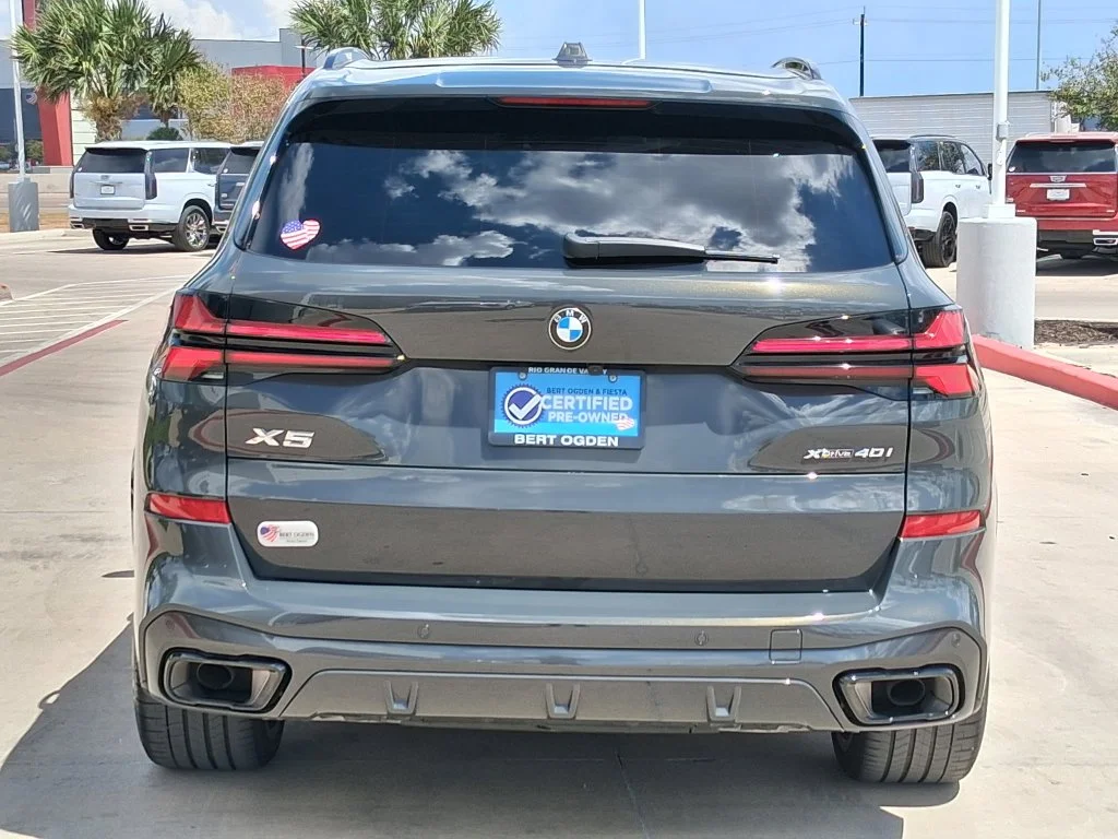 Certified Used 2026 Gray BMW xDrive40i image 5