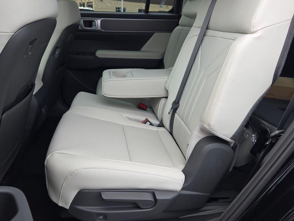 New 2026 Black Hyundai SEL AWD image 17