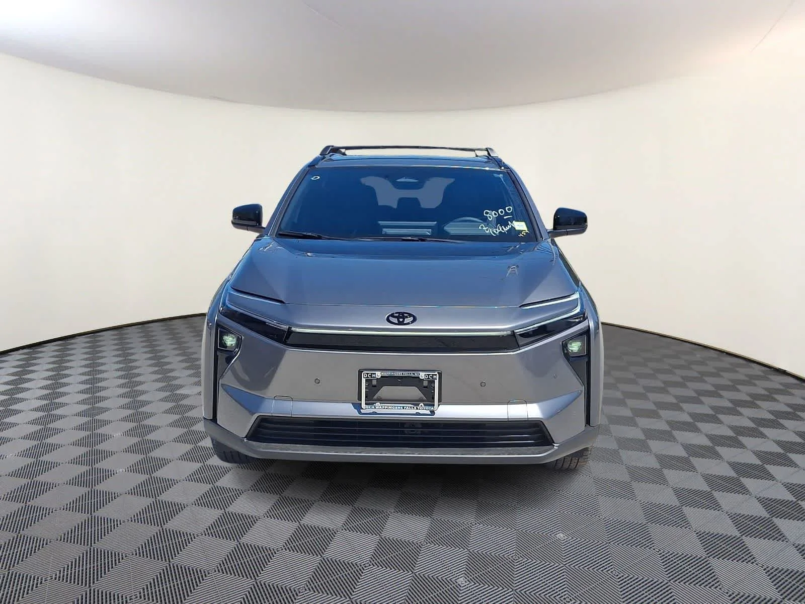 New 2026 Heavy Metal <sup>1</sup> Toyota  XLE image 2