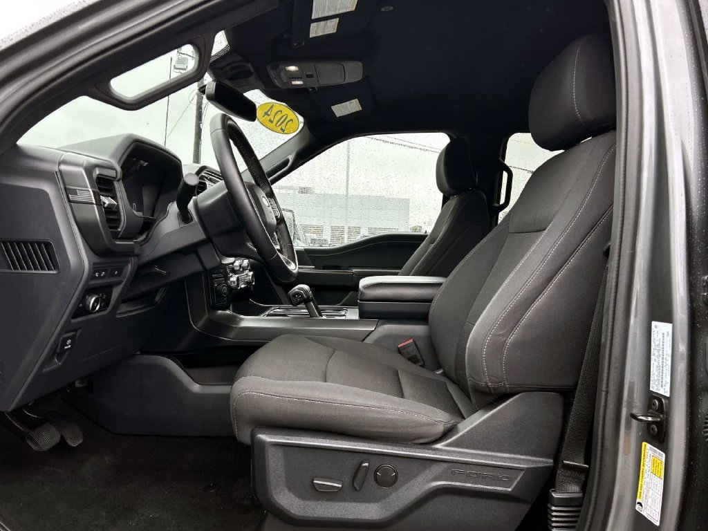 Used 2024 Gray Ford XLT image 13
