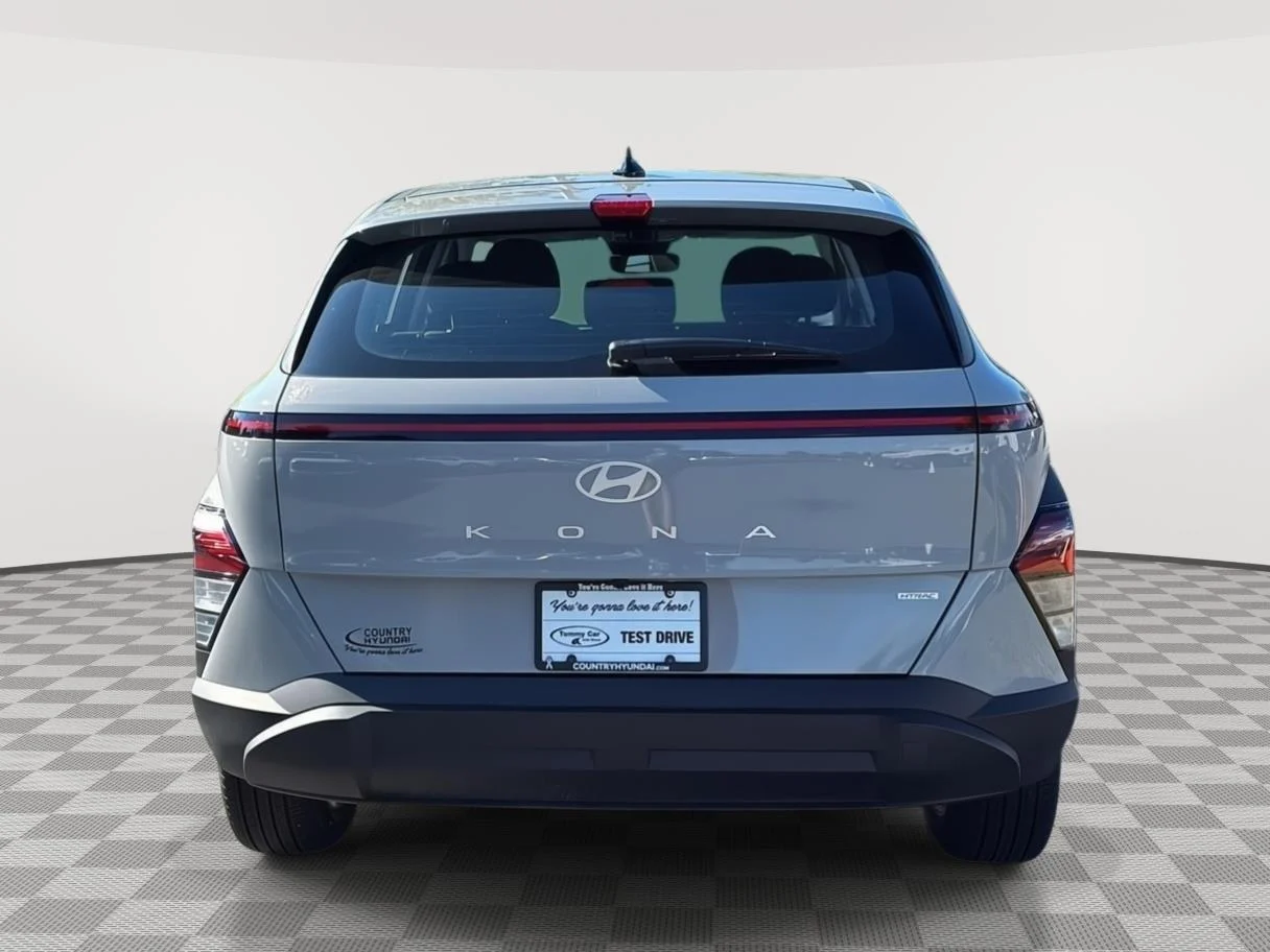 Used 2026 Cyber Gray Metallic Hyundai SE image 6