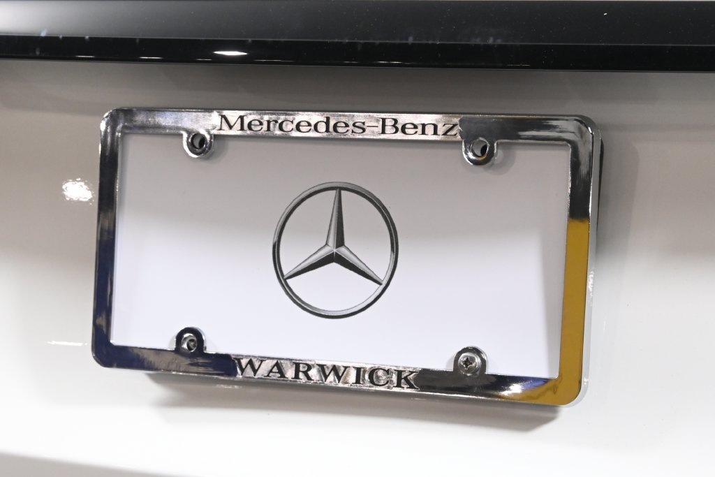 New 2027 Polar White Mercedes-Benz GLC 300 image 14
