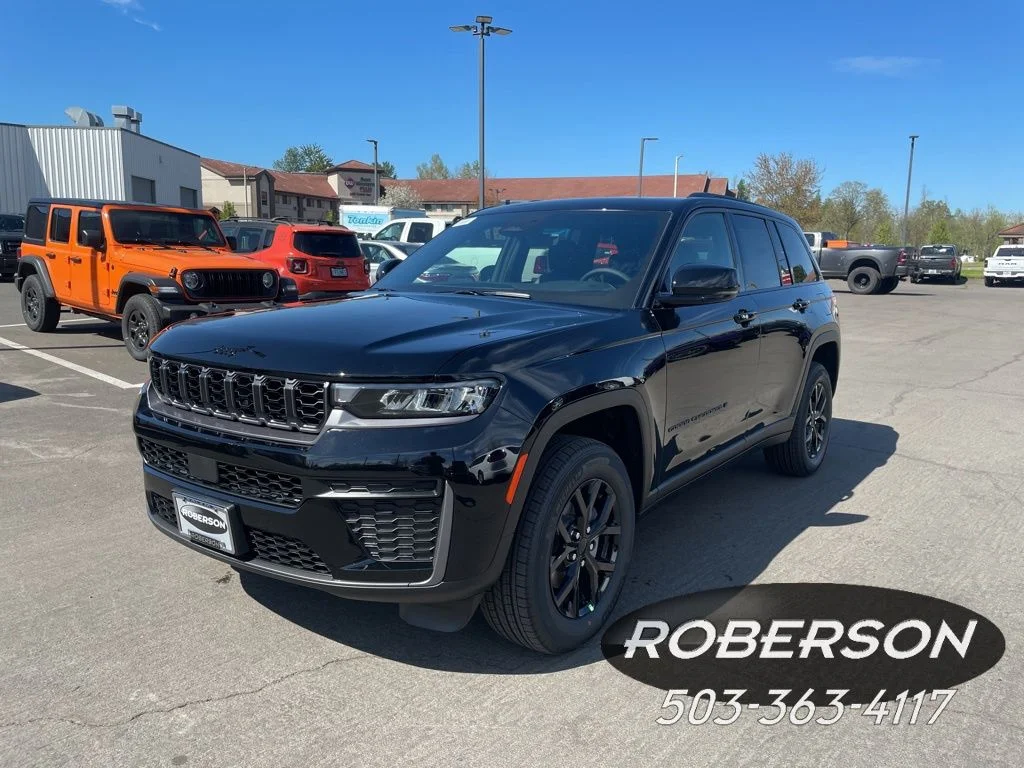 2026 Jeep Grand Cherokee Laredo Altitude 4x4's photo