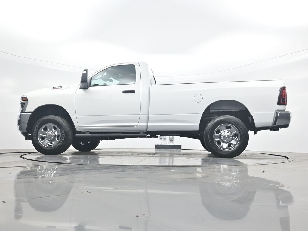 New 2026 Bright White Clear-Coat Exterior Paint RAM Tradesman image 38