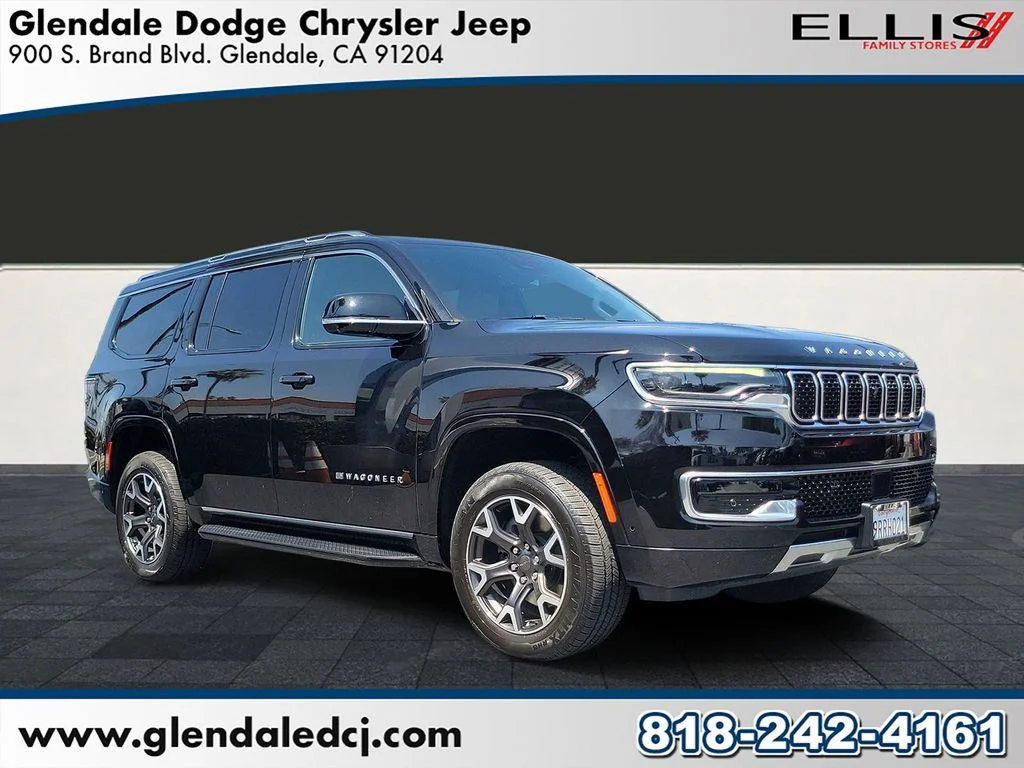 2023 Jeep Wagoneer Series III 4WD's photo