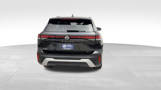 Used 2025 Black Volkswagen 2.0T S image 3