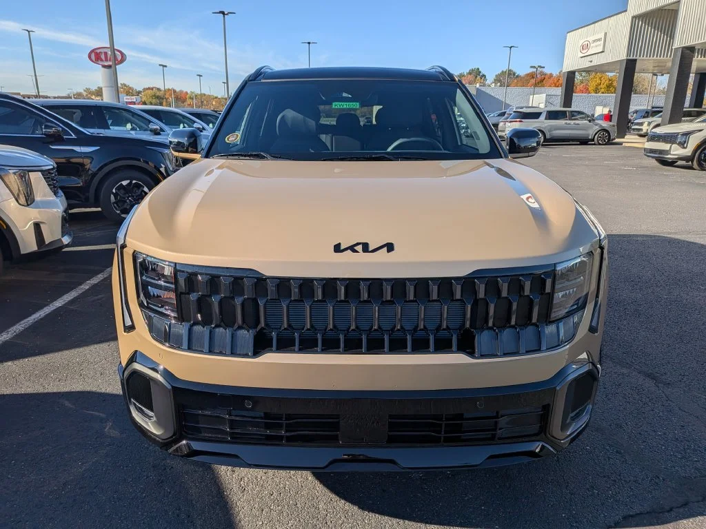 New 2027 Terrain Brown Kia X-Line S image 29