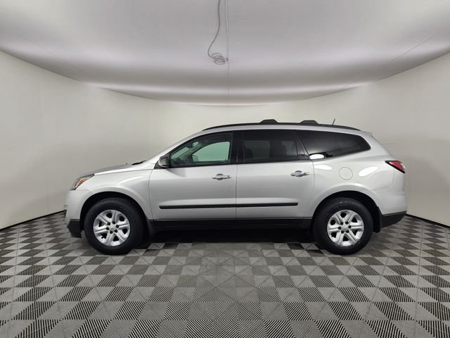 Used 2017 Chevrolet Traverse LS with VIN 1GNKVFKD0HJ300955 for sale in Highlands Ranch, CO