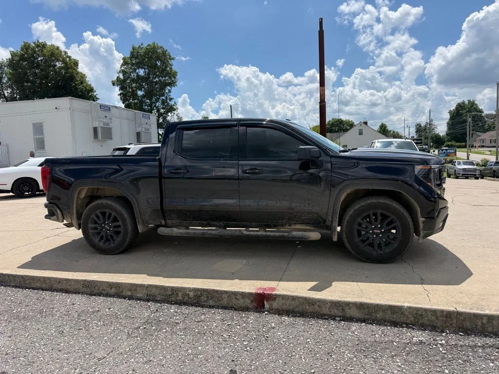 Used 2026 Black GMC Elevation image 5