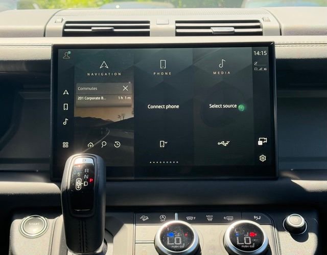 Certified Used 2025 Black Land Rover V8 image 20