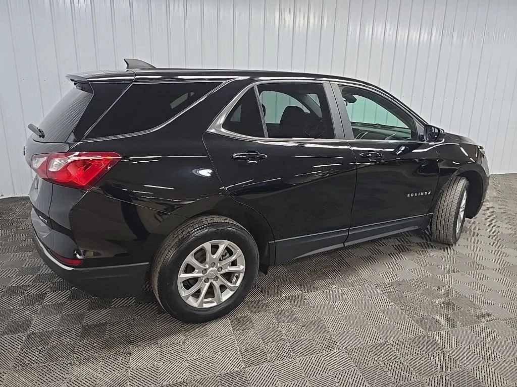 Used 2021 Black Chevrolet LT image 3