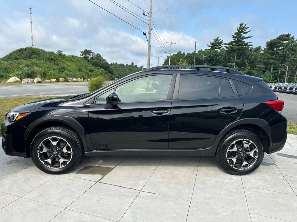 Used 2019 Black Subaru 2.0i Premium image 3