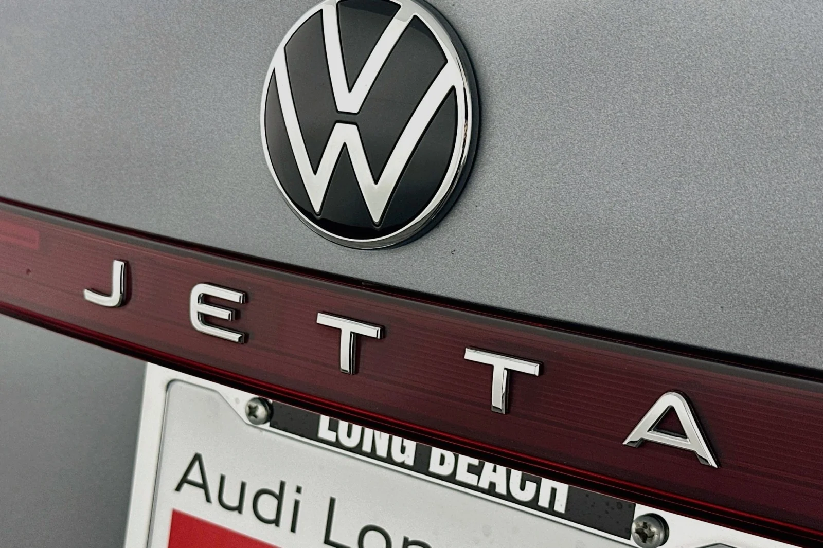 Used 2025 Platinum Gray Metallic Volkswagen S image 10
