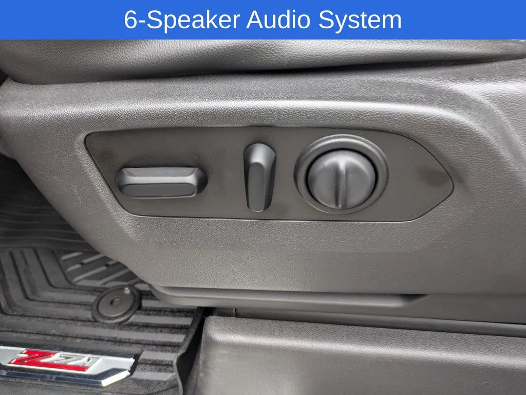 Used 2020 Silver Chevrolet RST image 20