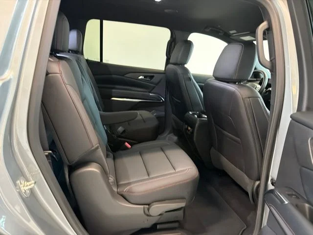 Used 2026 Gray Chevrolet Z71 image 40