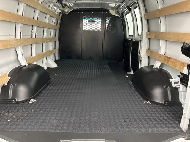Used 2024 White Chevrolet Work Van image 15