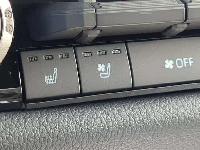 New 2026 Wind Chill Pearl Toyota Limited image 23