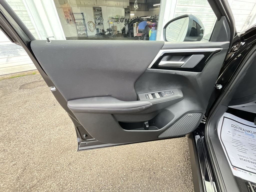 2026 Mitsubishi Outlander ES - Photo 13