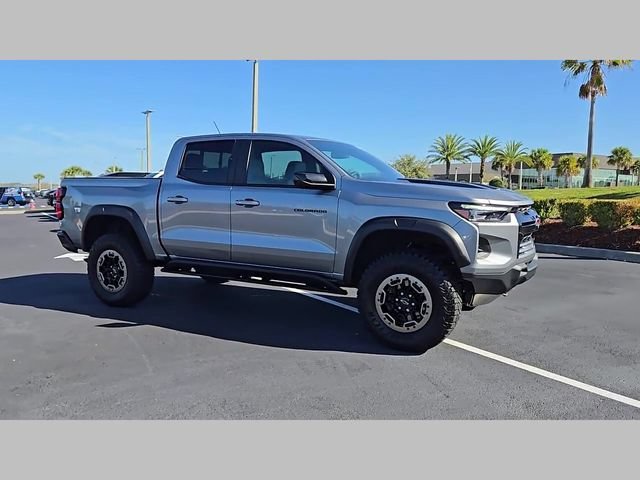 2025 Chevrolet Colorado ZR2 - Photo 26