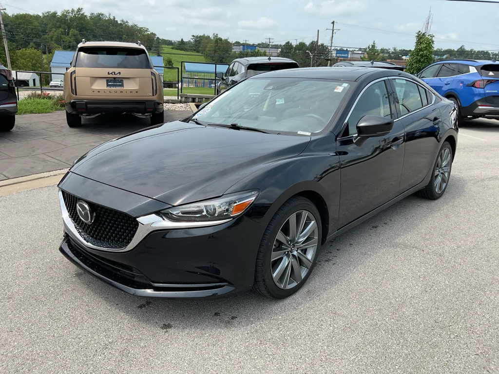 Used 2021 Jet Black Mica Mazda Touring image 4