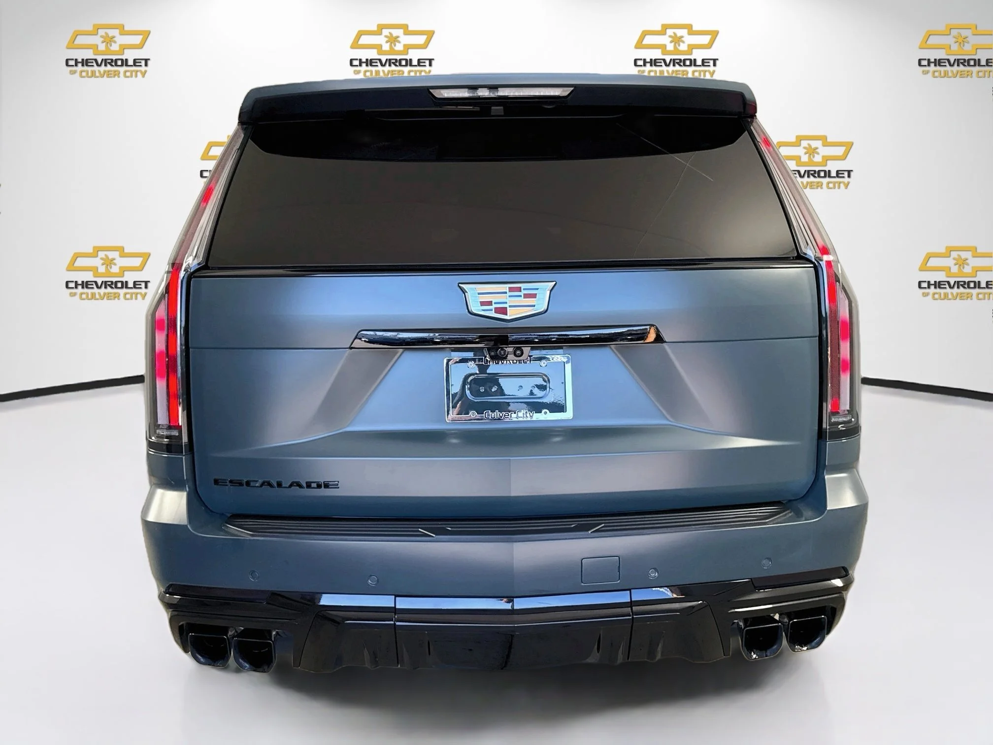 Used 2025 Aegean Stone Cadillac Escalade-V ESV image 7
