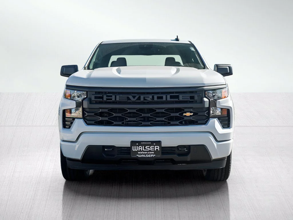 New 2026 Summit White Chevrolet Custom image 2