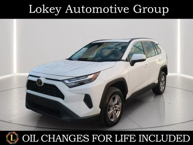 2022 Toyota RAV4 XLE