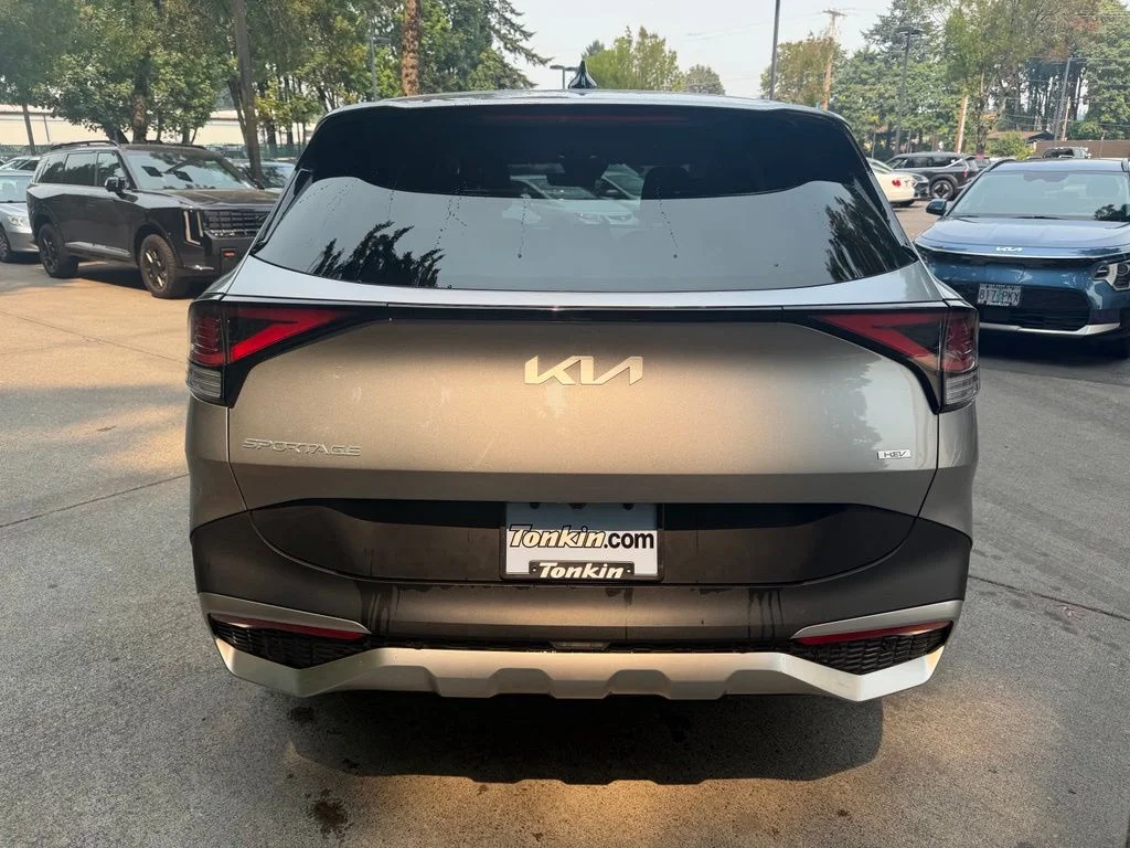 Used 2025 Steel Gray Kia LX image 5