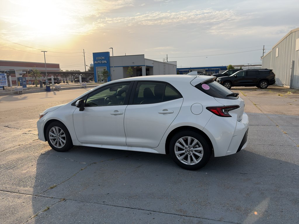2025 Toyota Corolla Hatchback SE