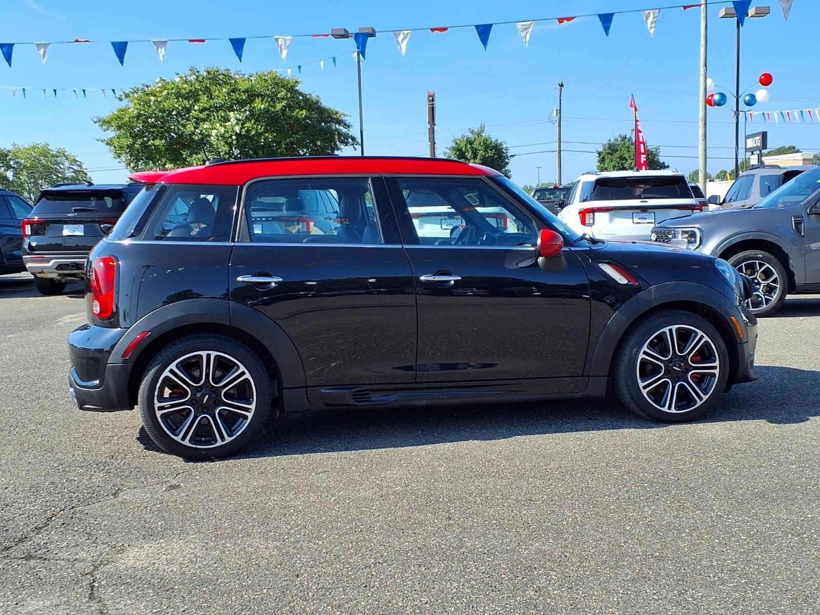 Used 2015 Absolute Black Metallic MINI John Cooper Works image 10