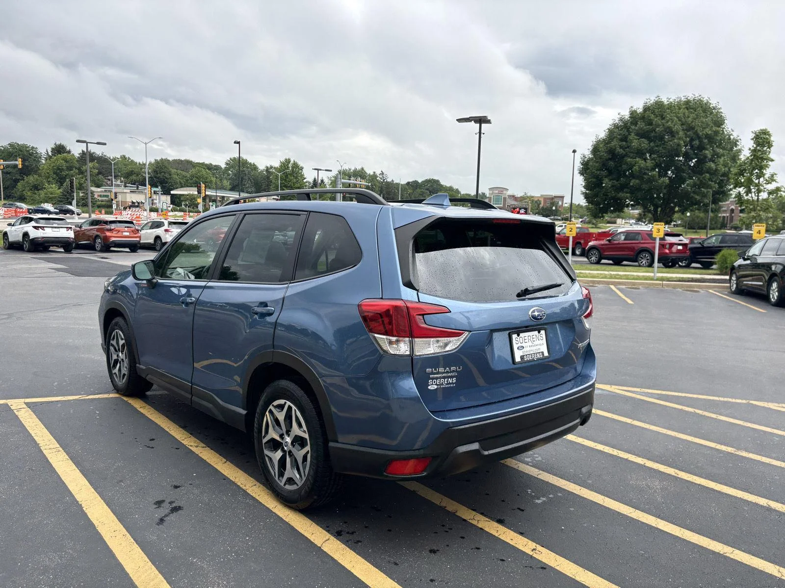 Certified Used 2021 Horizon Blue Pearl Subaru Premium image 4