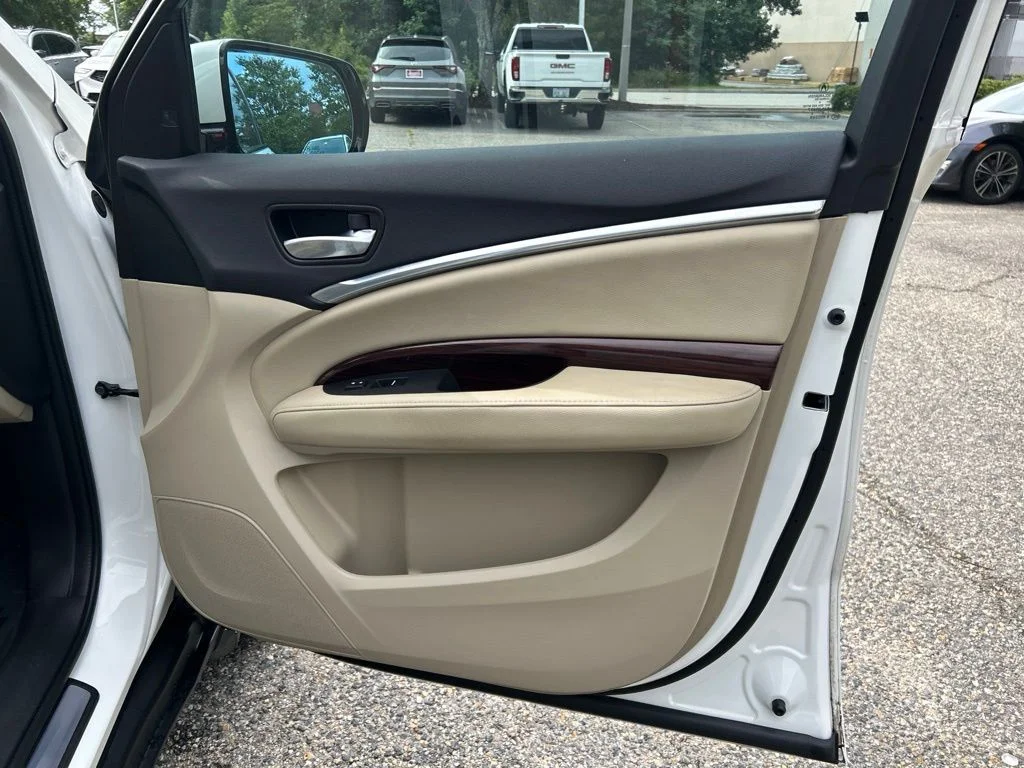 Used 2015 White Diamond Pearl Acura 3.5L Technology Package image 24