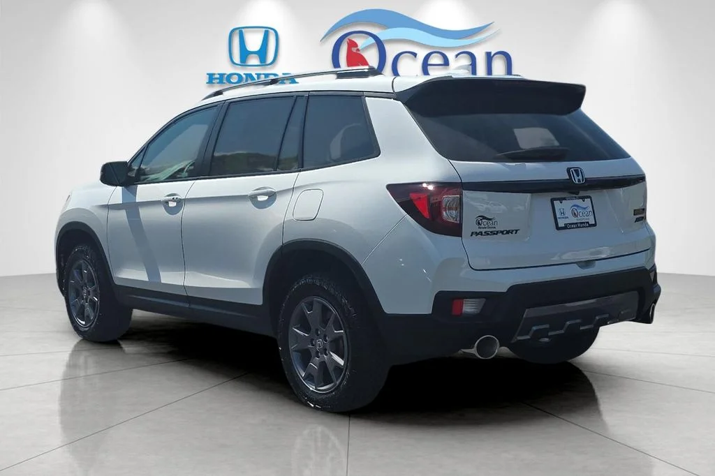 Used 2024  Honda TrailSport image 5