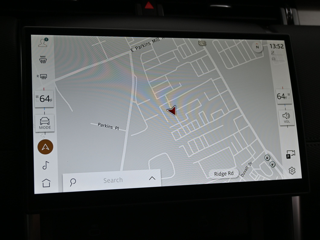 Certified Used 2025 White Land Rover SE image 14