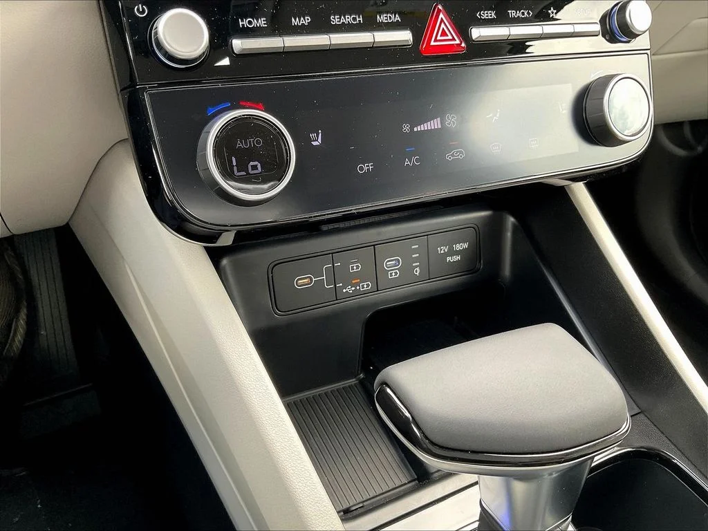 New 2026 Gray Hyundai SEL Premium image 23