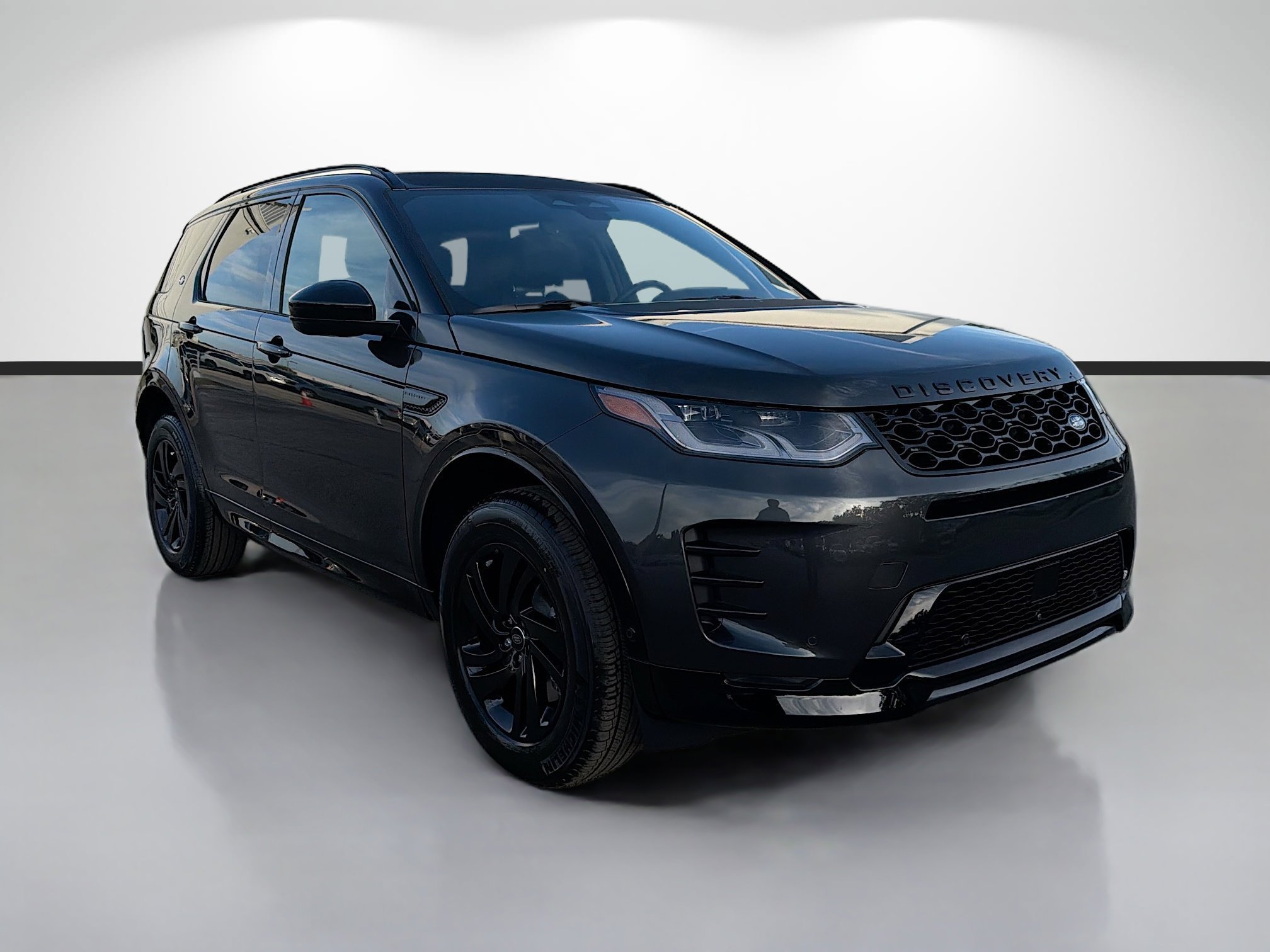 New 2026 Carpathian Grey LAND ROVER  image 7