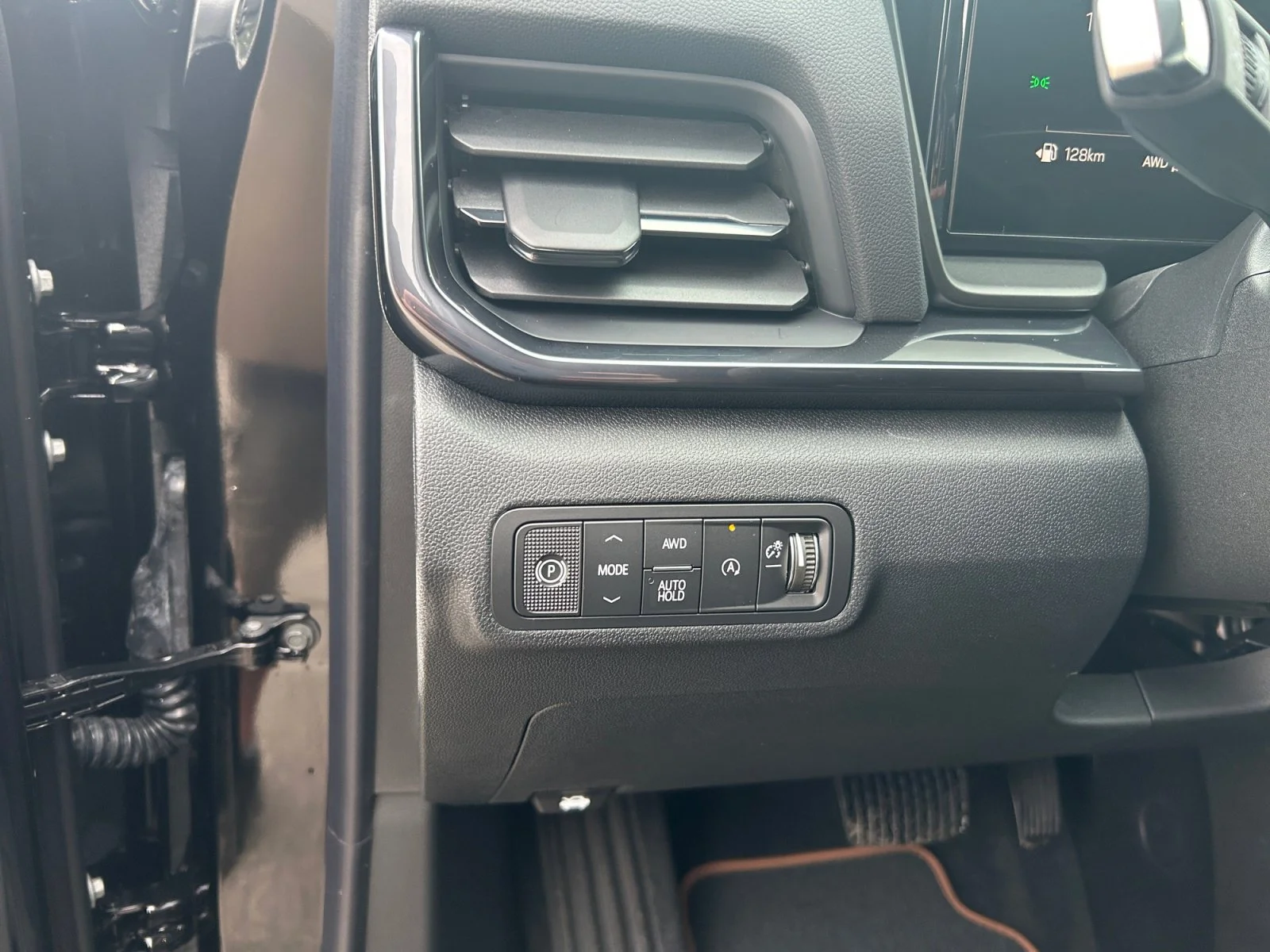 New 2027 Ebony Twilight Metallic GMC AWD AT4 image 16