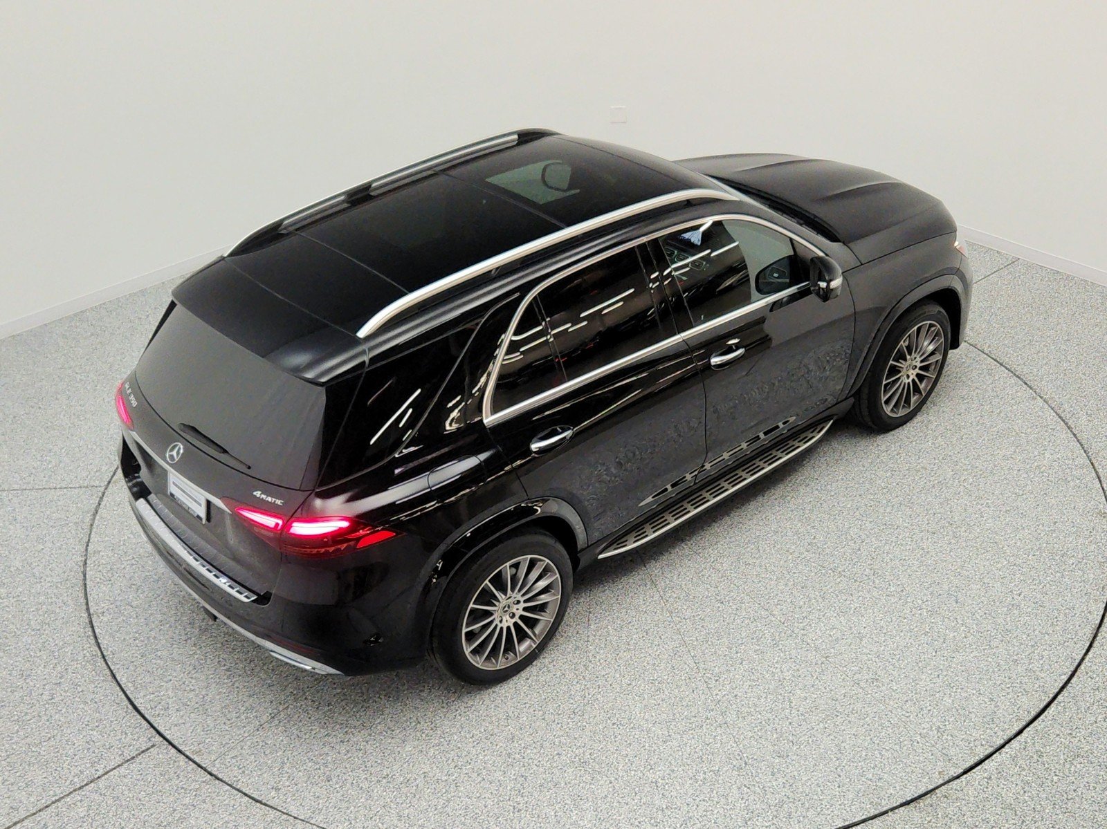 Used 2024 Black Mercedes-Benz GLE 350 4MATIC® SUV image 27