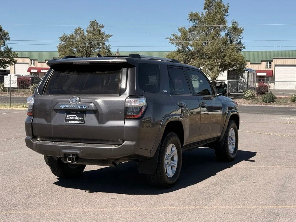 Used 2022 Magnetic Gray Metallic Toyota SR5 Premium image 6