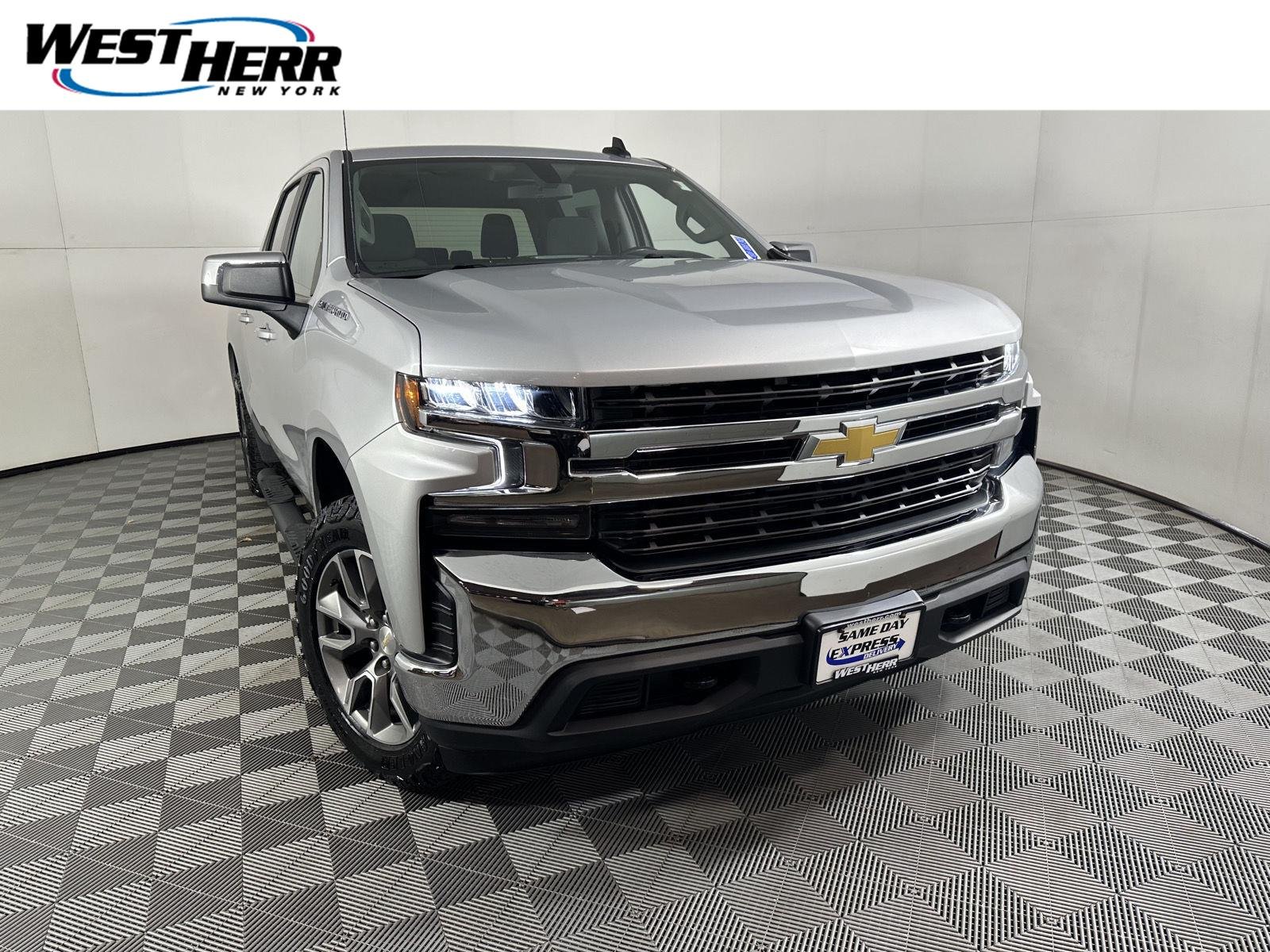 Used 2021 Silver Ice Metallic Chevrolet LT image 1