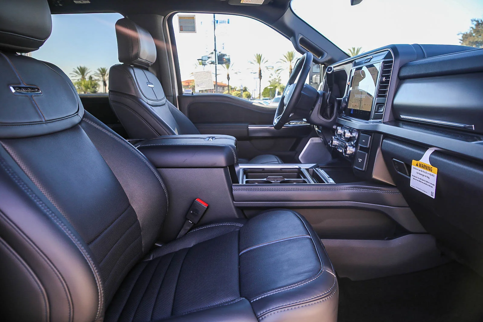 2026 Ford F-350 Super Duty Platinum - Photo 19