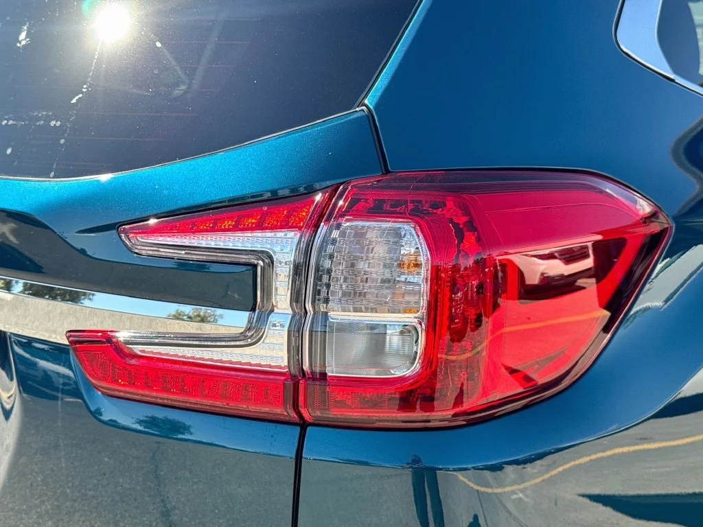 New 2027 Blue Subaru Limited image 33