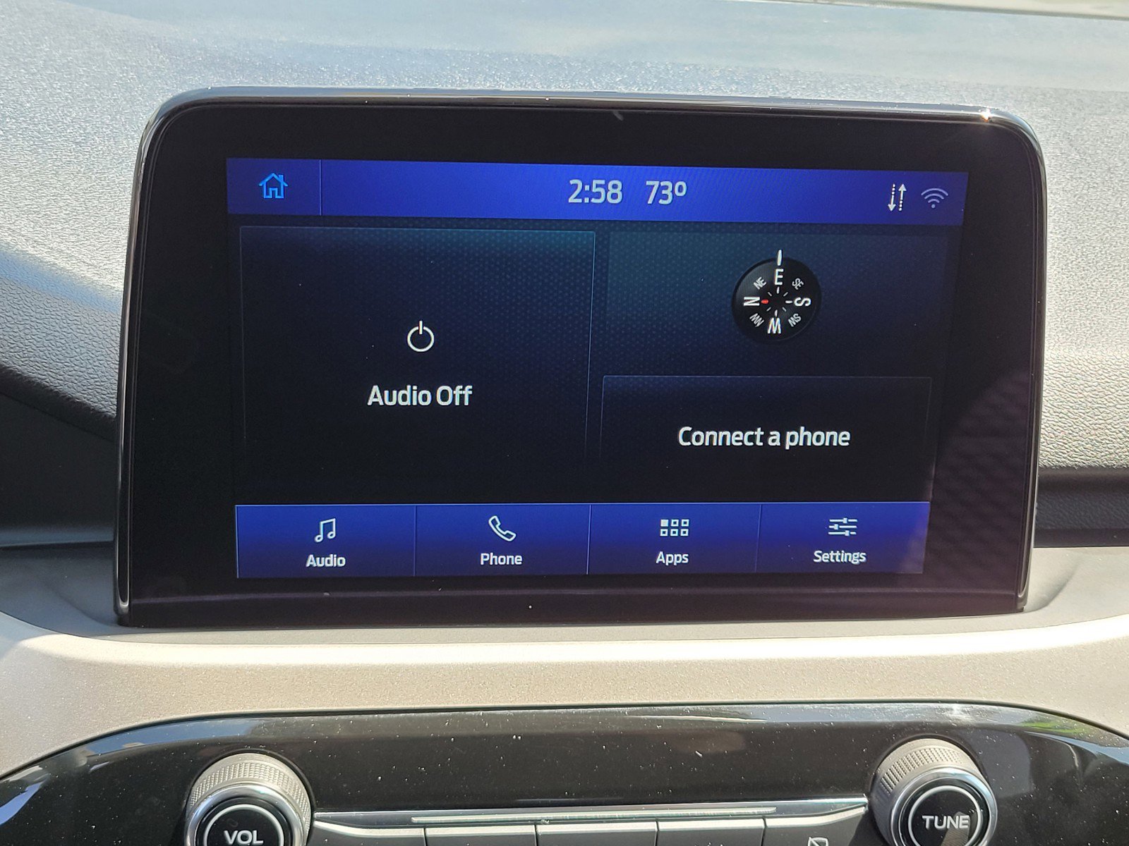 Used 2022 Silver Ford SE image 17