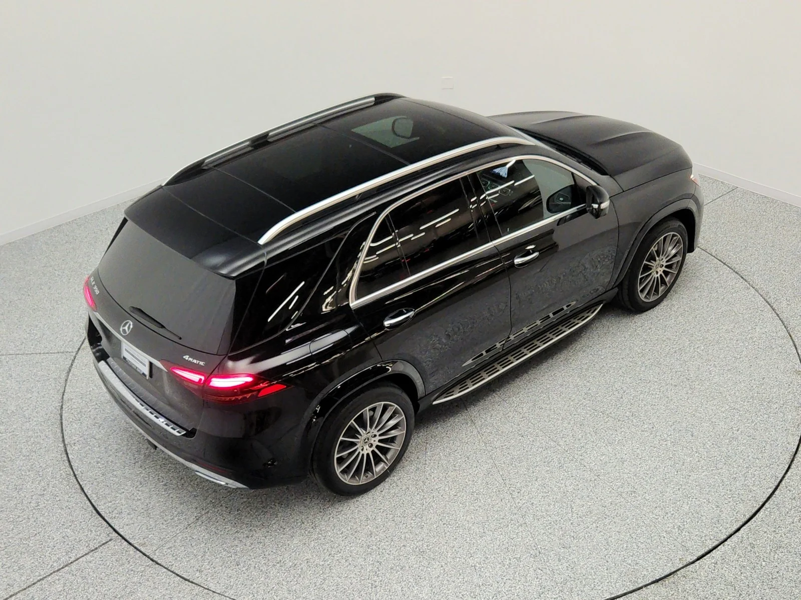 Used 2024 Black Mercedes-Benz GLE 350 4MATIC® SUV image 27